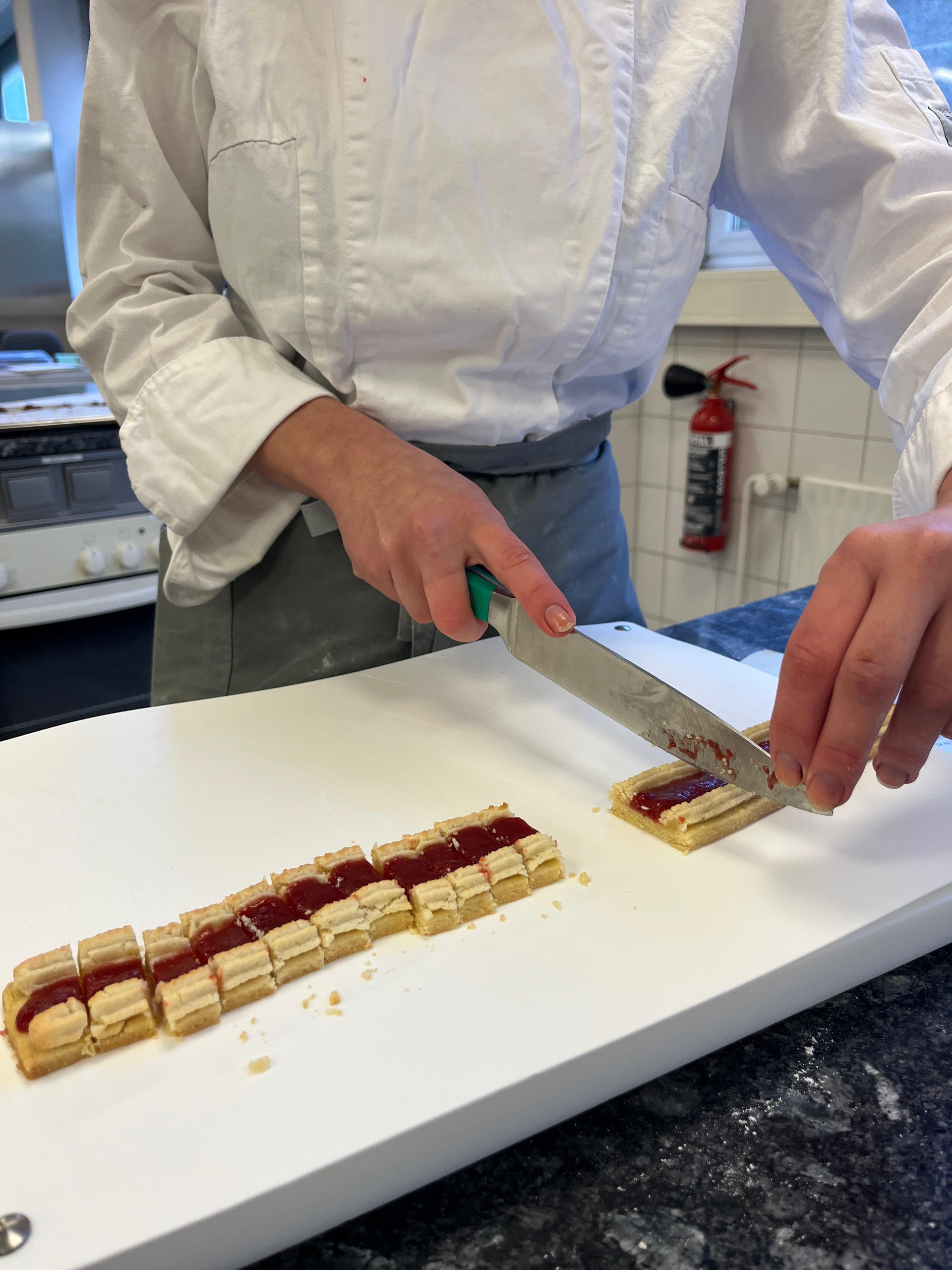 Die 1A in der Weihnachtsbäckerei