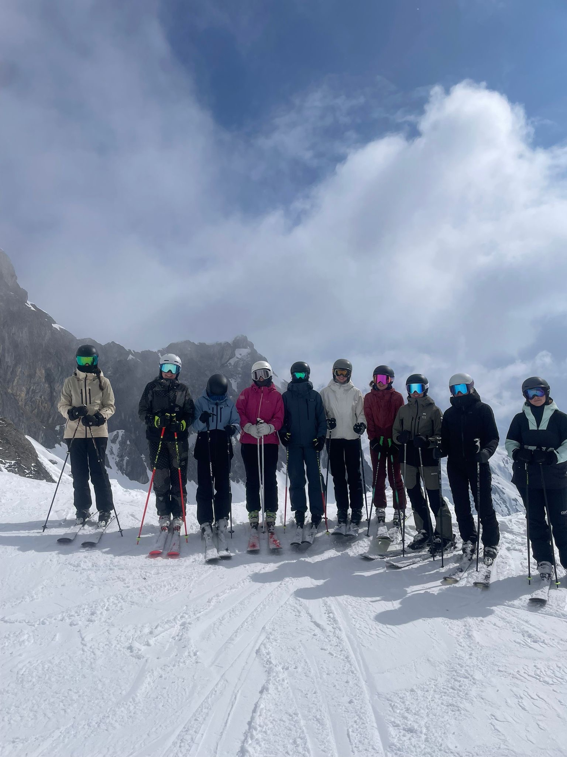 Der Berg ruft – die 2B in Lech!“