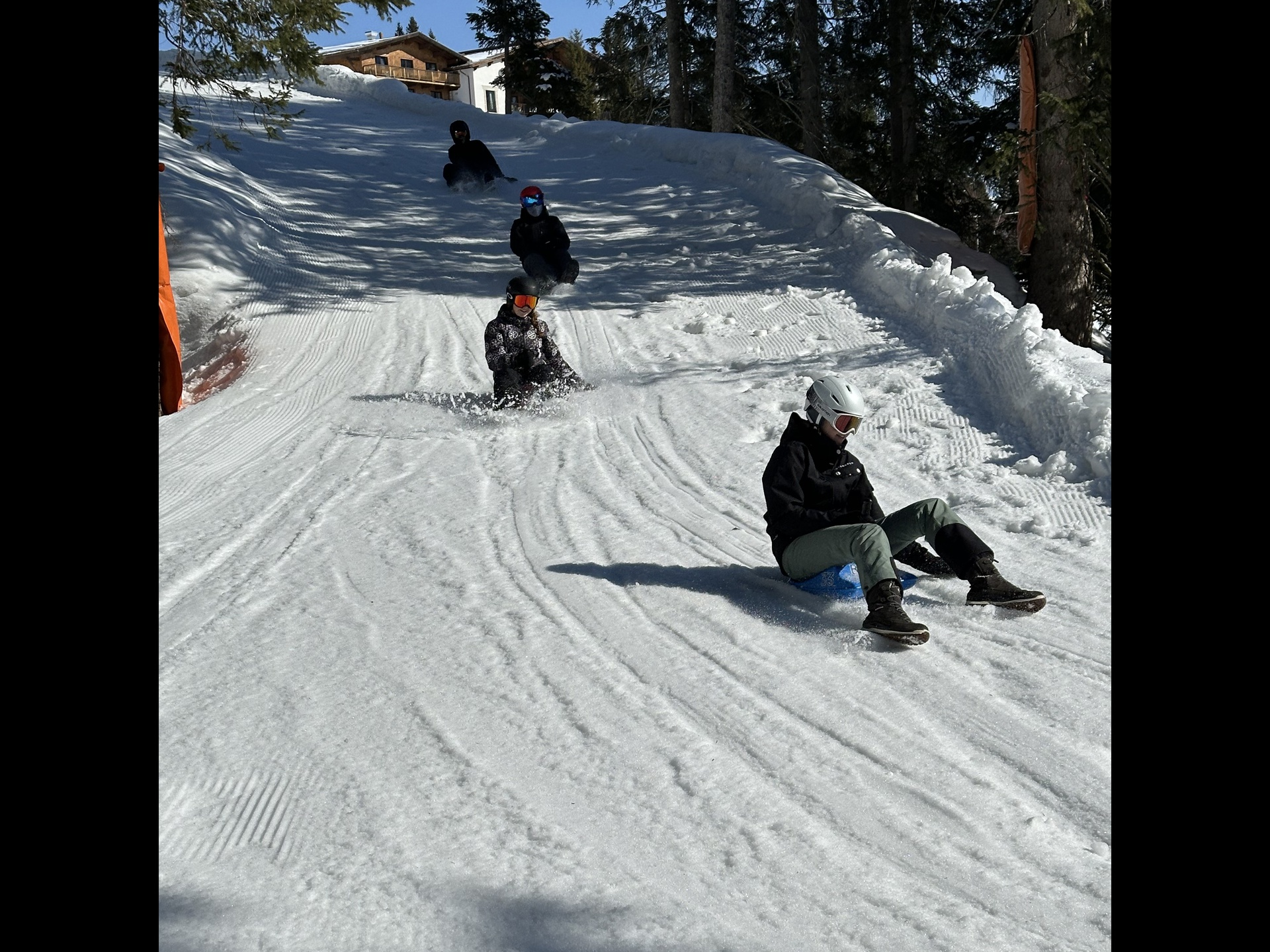 Ski, Spaß & Sonnenschein – unser Tag in Lech!
