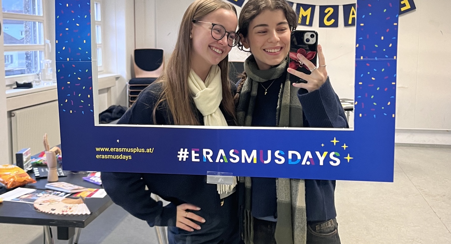 Erasmus+ connects