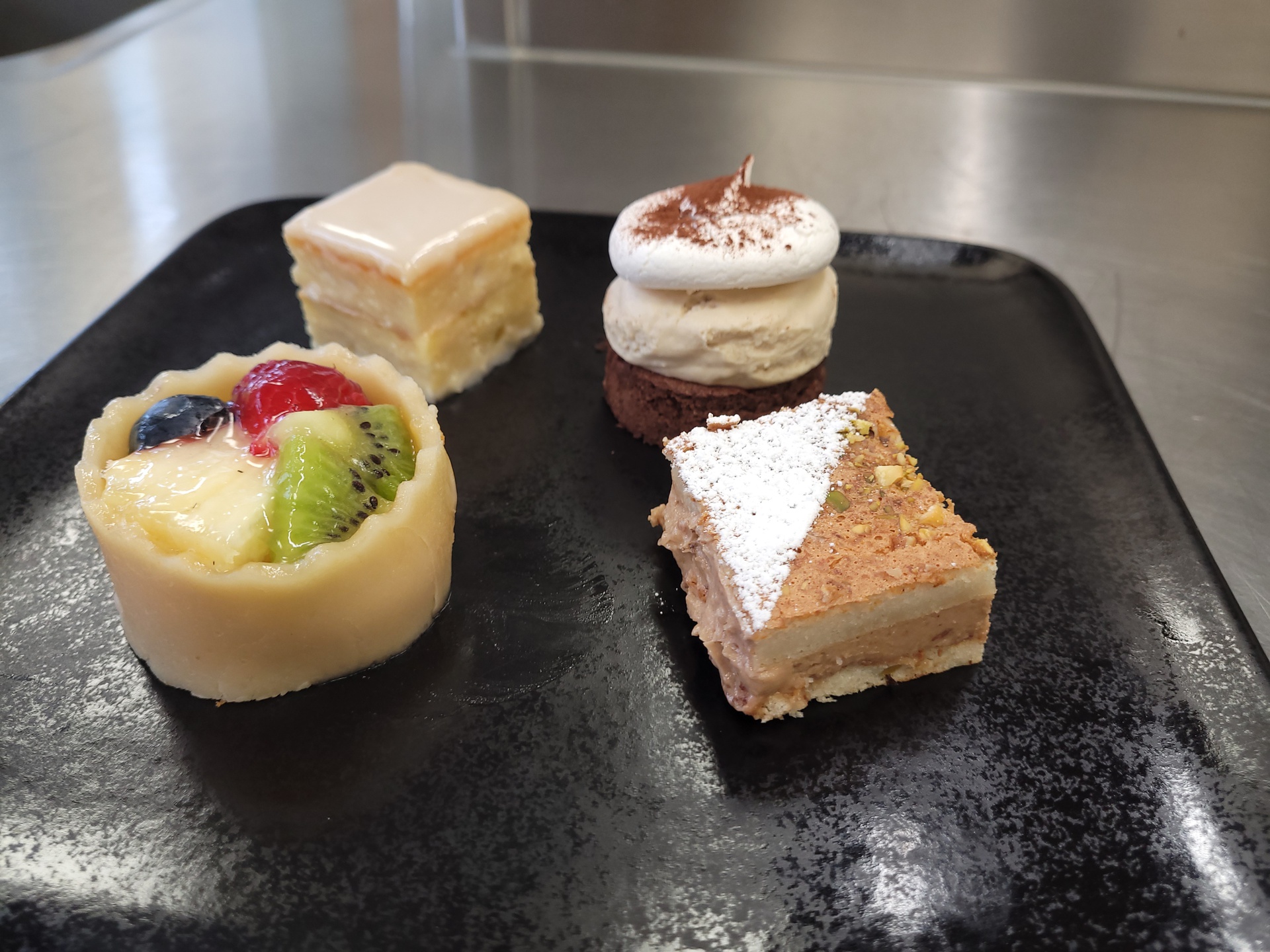 Kocheinheit 3A - Petits Fours