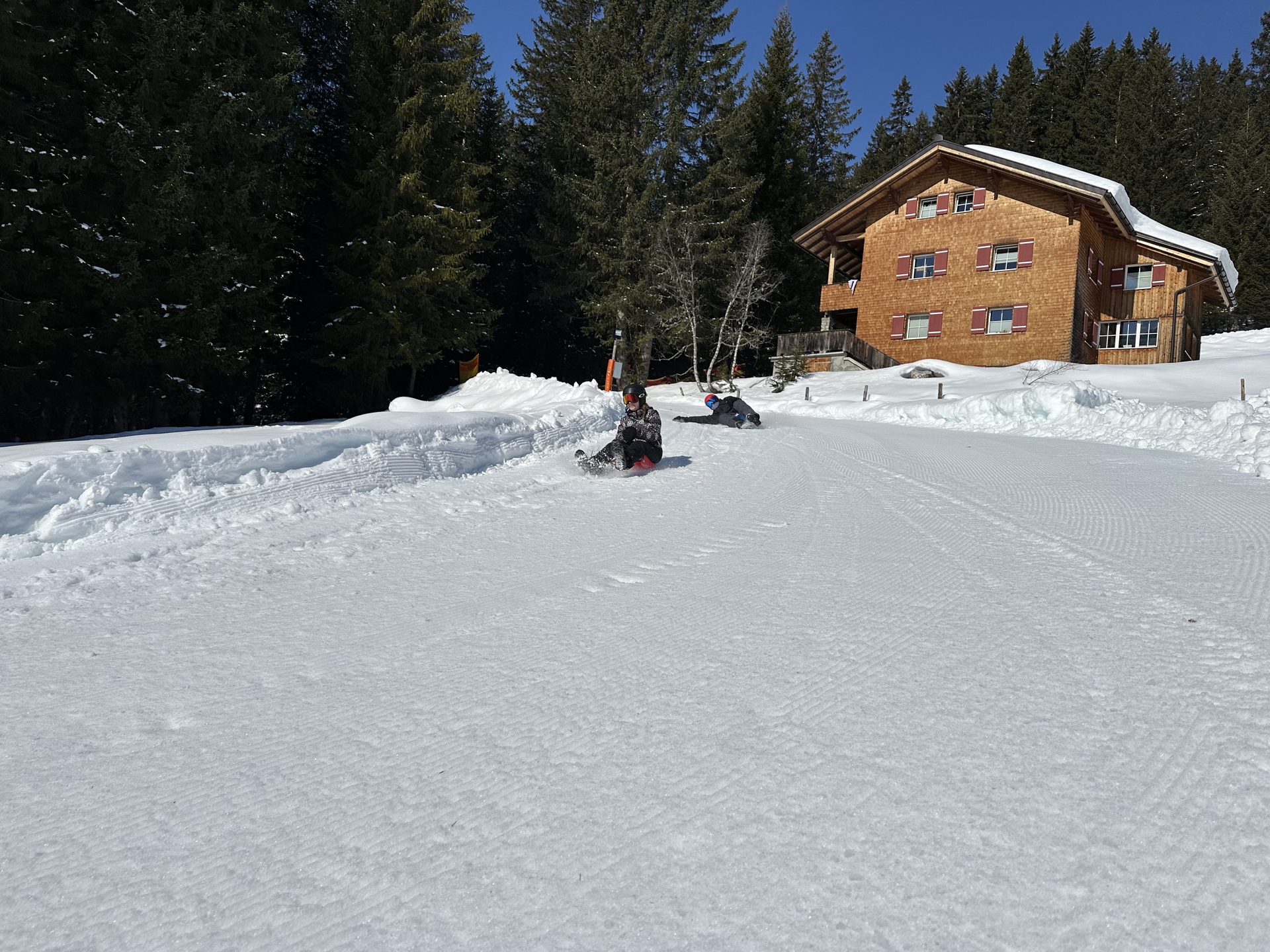 Ski, Spaß & Sonnenschein – unser Tag in Lech!