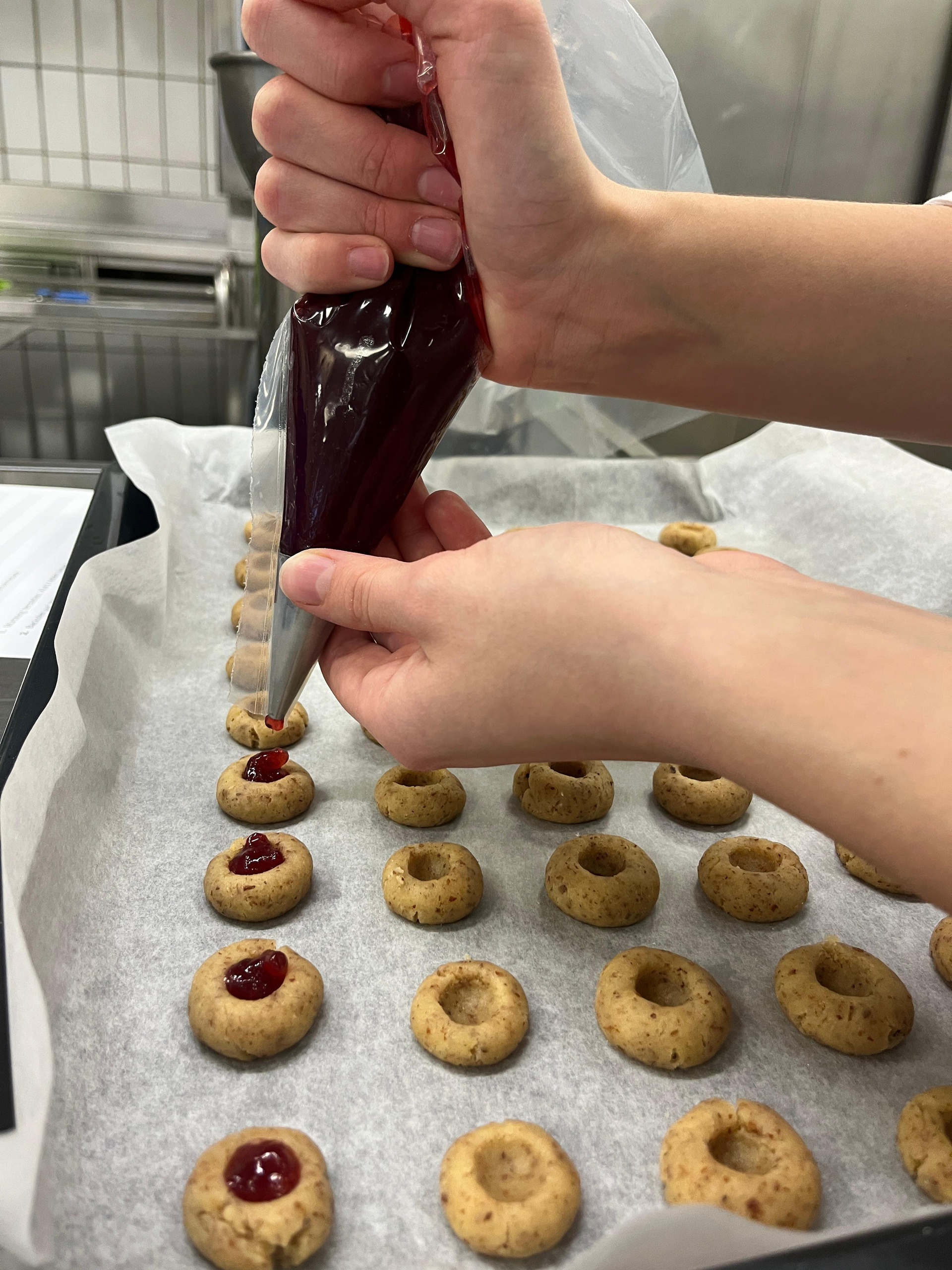 Die 1A in der Weihnachtsbäckerei