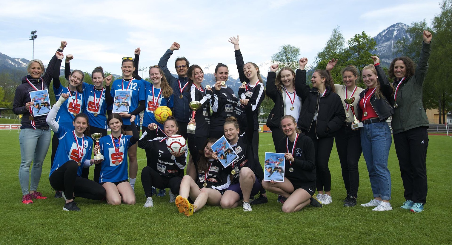 Tolle Erfolge beim Faustball Schulcup in Dornbirn - BSP