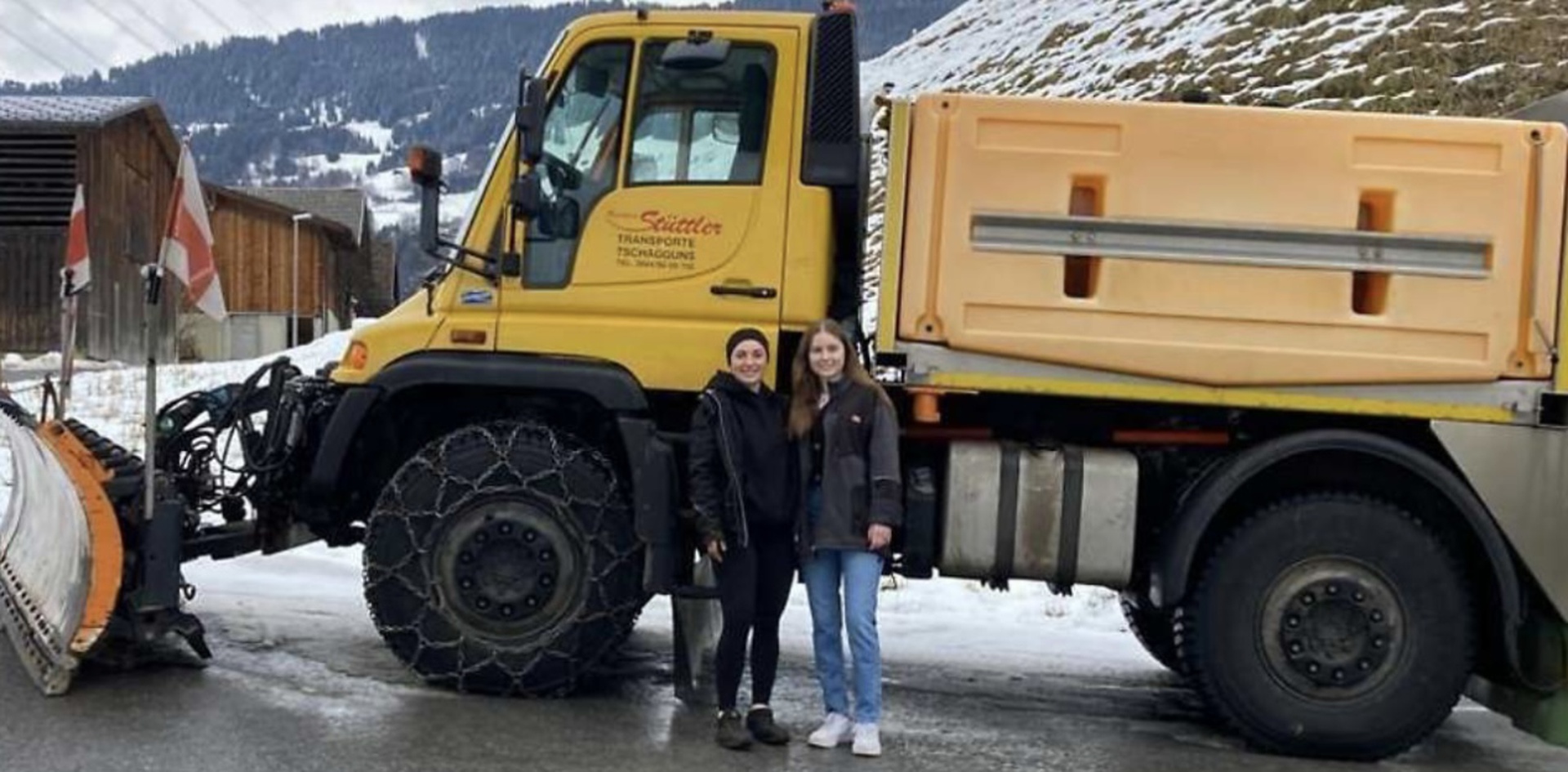 Lkw-Fahrerinnen aus Leidenschaft - HLW Rankweil Schülerin 5A